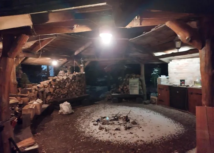 Domek Blisko Granicy U Darka